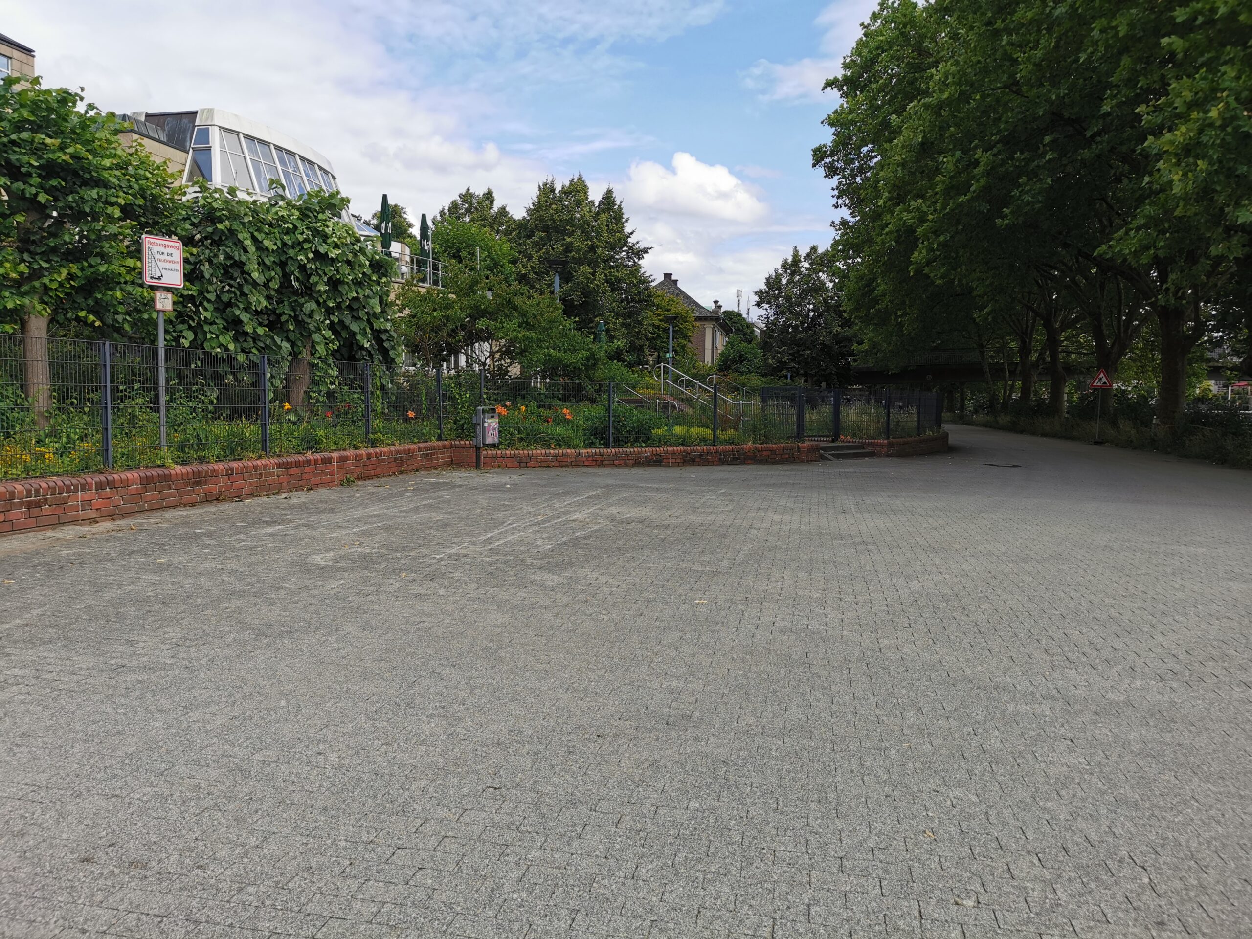 Bereich vor der Stadthalle